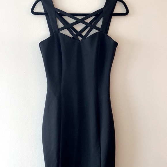Guess Strappy Criss Cross Bodycon Dress - Picture 6 of 8
